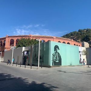 Homely Malaga Malagueta Junto Al Mar, Parking Privado Bajo Suplemento